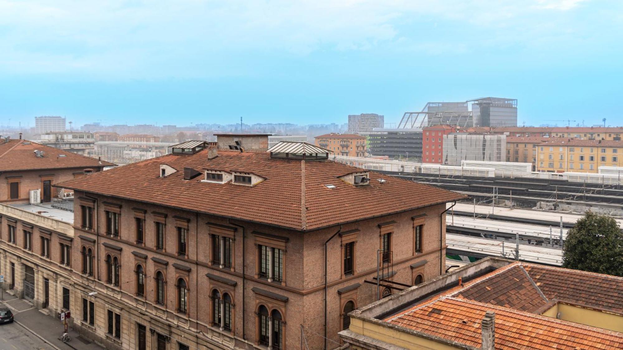 Amendola 17 Apartment
