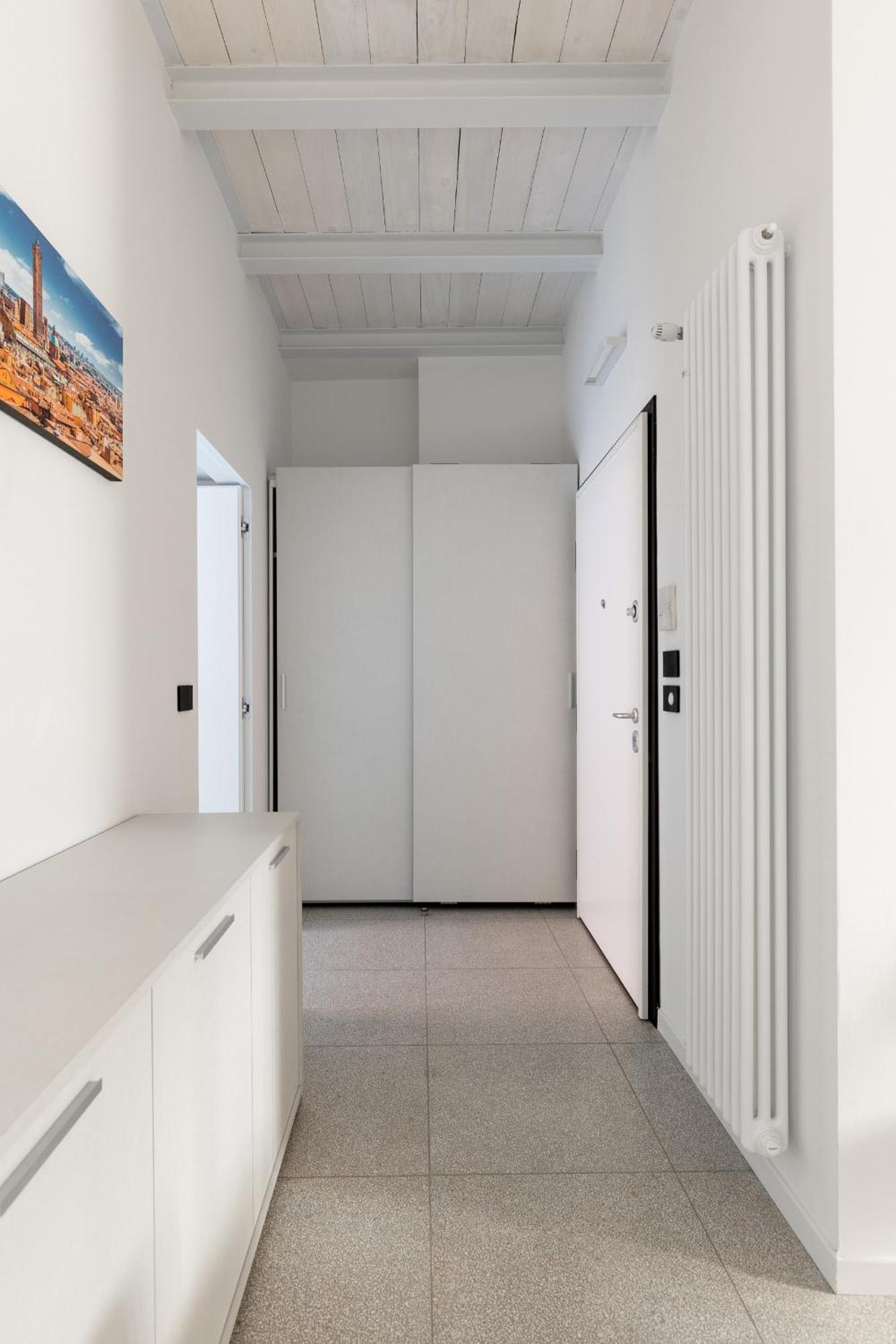 Appartement Capo Di Lucca White By Wonderful Italy
