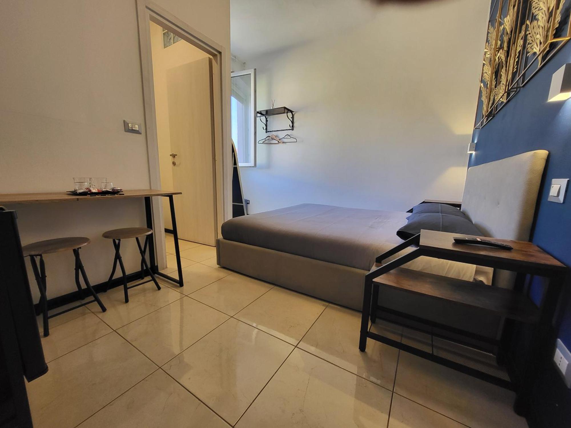 5 Min Stazione - 4 Piano Senza Ascensore Guest house *