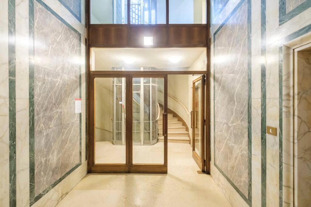 Style And Comfort In The Heart Of The Apartment