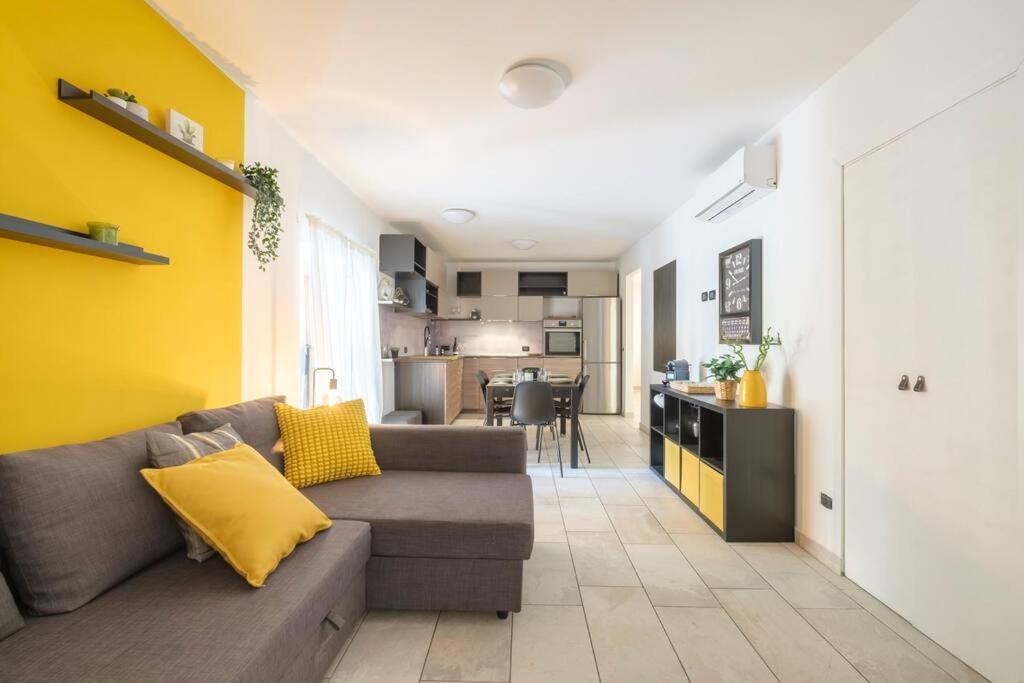 Style And Comfort In The Heart Of The Apartment