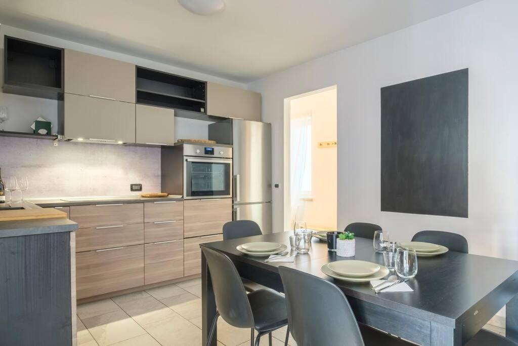 Apartment Style And Comfort In The Heart Of The Bologna
