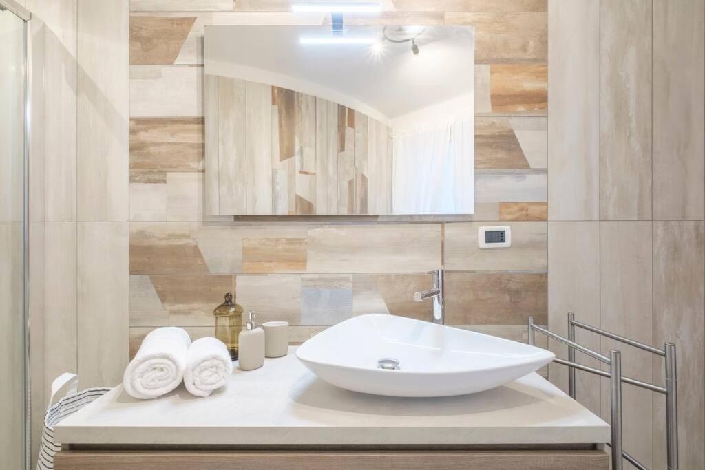 Apartment Style And Comfort In The Heart Of The