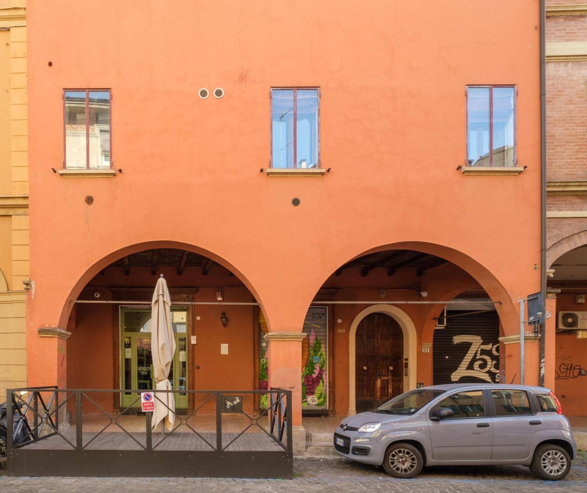 Zamboni House Deluxe 2 Apartment Bologna