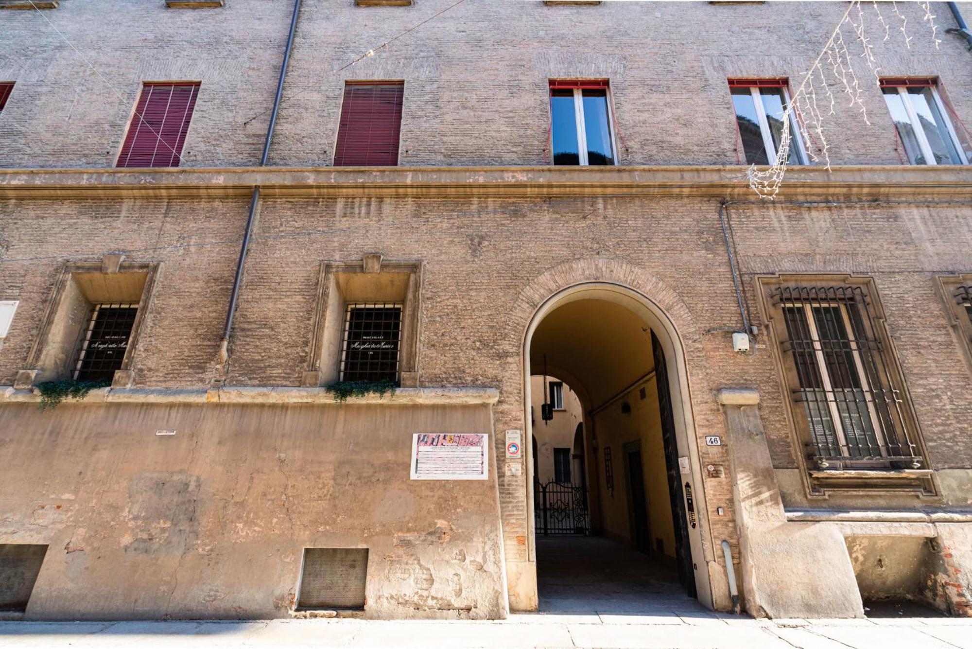 Palazzo Marsili Harmony Apartment *