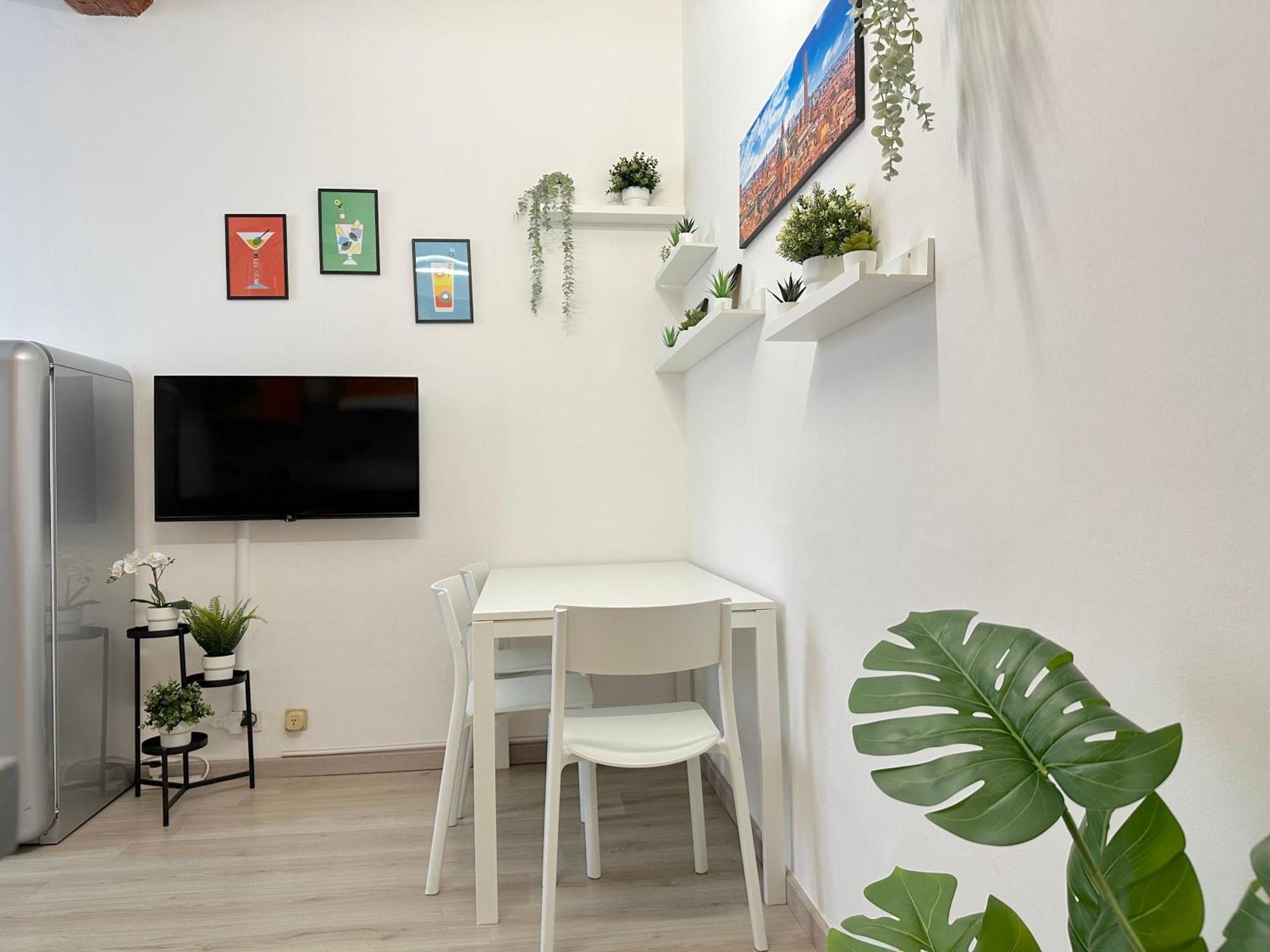 Mondo House