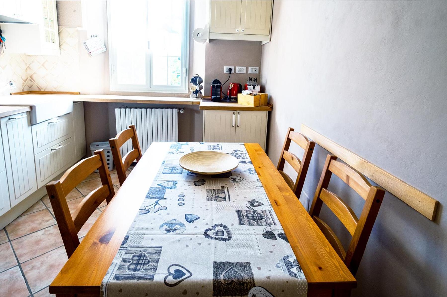 Apartment Elle Home: Comfort E Comodo Al Centro