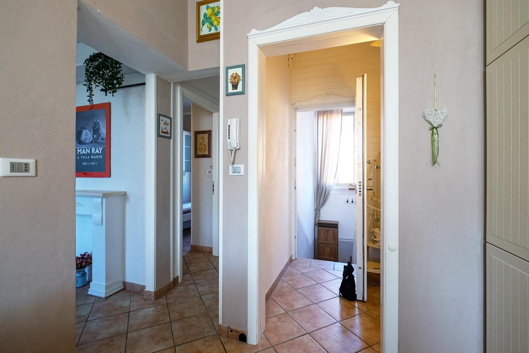 Apartment Elle Home: Comfort E Comodo Al Centro