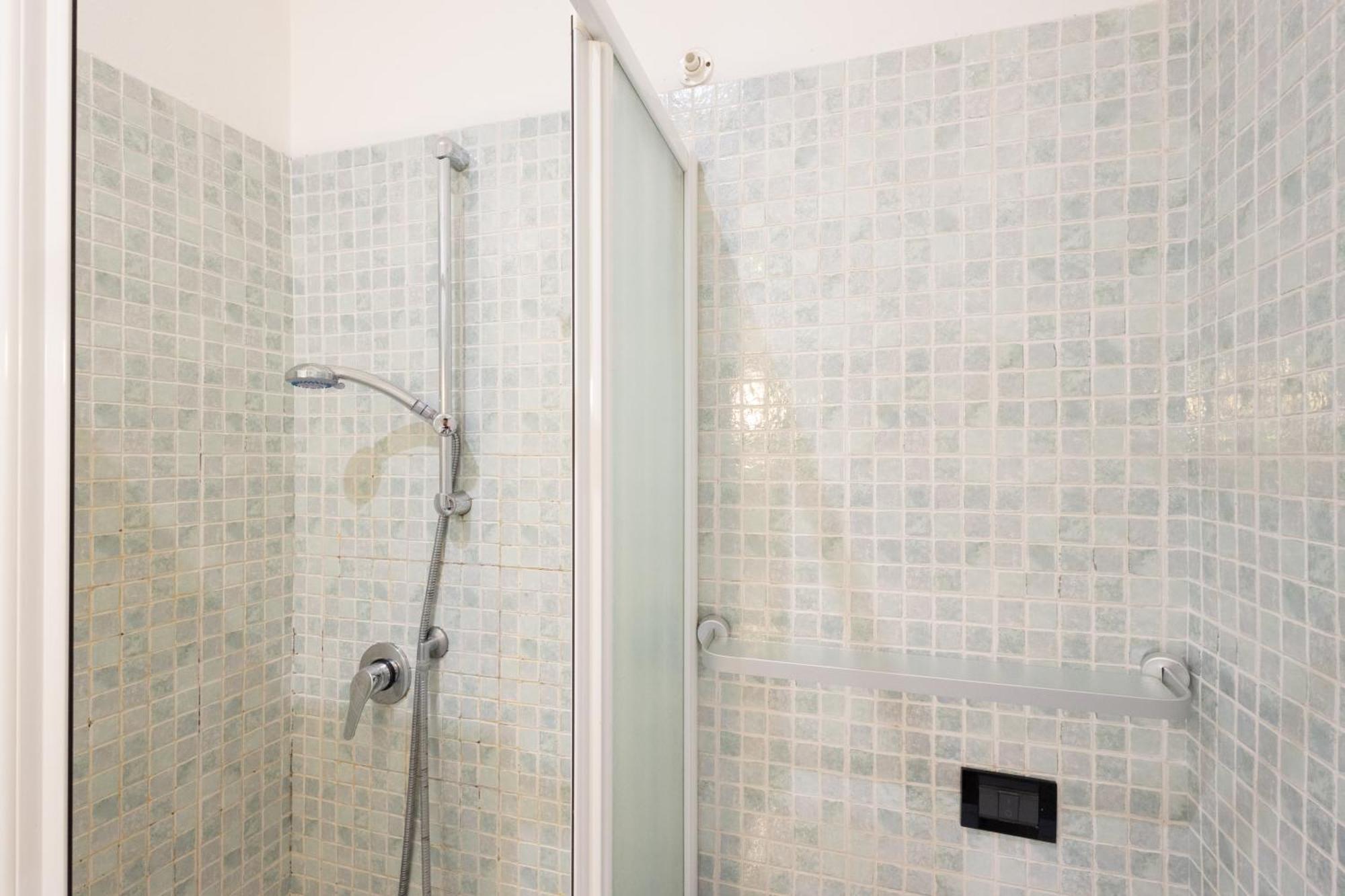 Apartment 13- Tourist House Pratello - Self Check-in Bologna