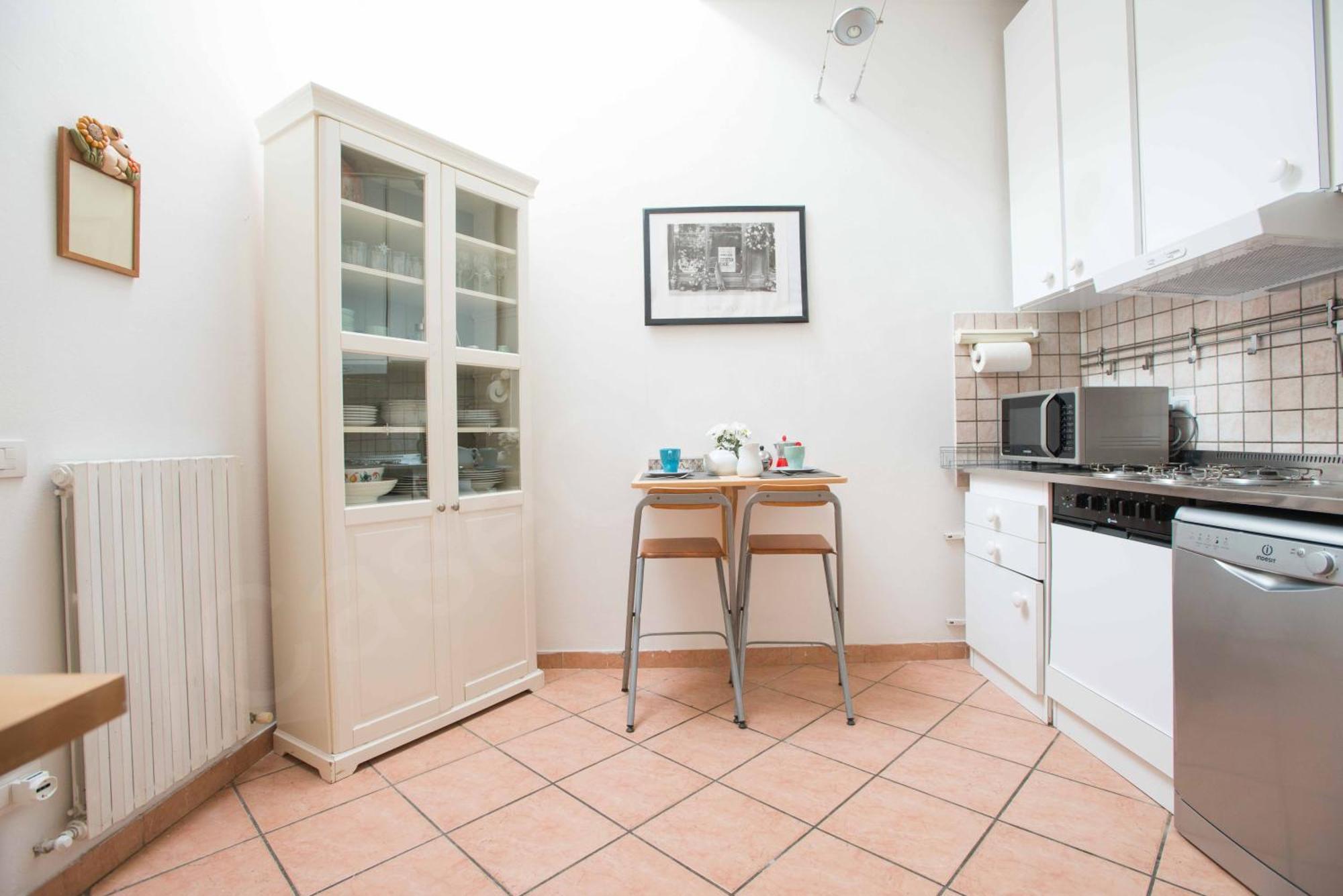 Apartment Caseospitali - Daisy, Ampio Trilocale X6 Vicino A Piazza Maggiore