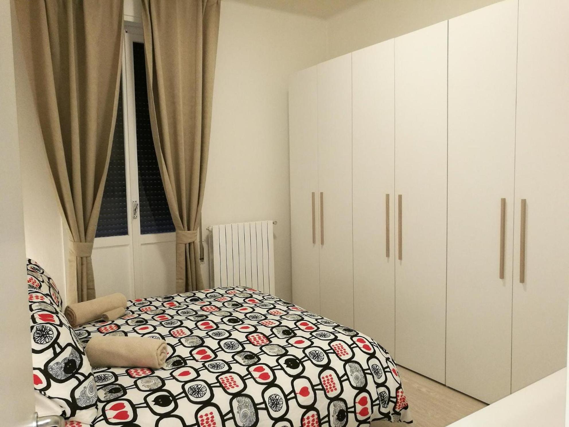Fuori Portico Passarotti Apartment