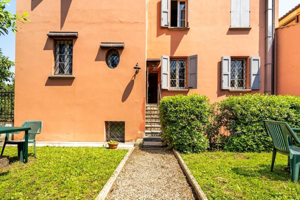 Elegant Apt, Wi-fi And Garden Apartment Bologna