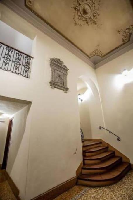 Elegant Apt, Wi-fi And Garden Apartment