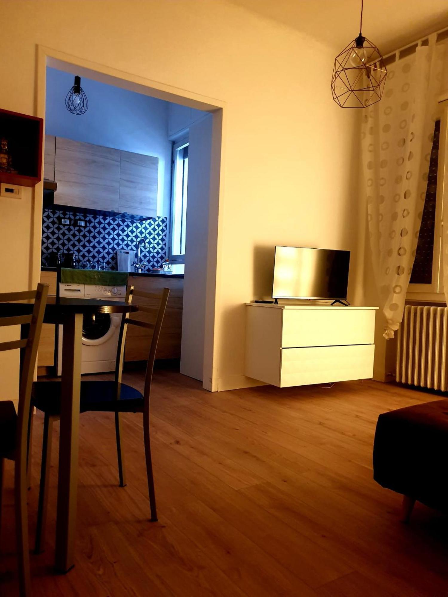 Martinelli 10 Apartment
