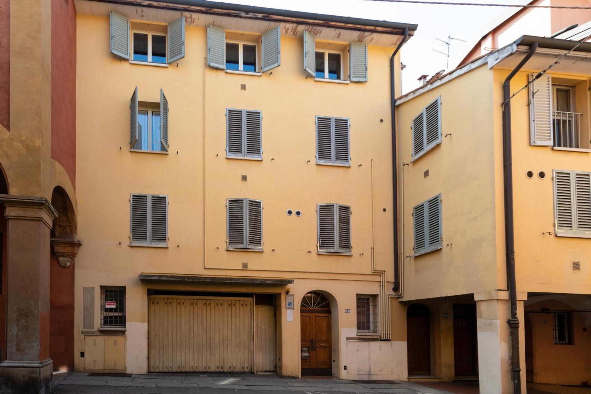 Bologna's Way Cento Traxenda Appartamento *