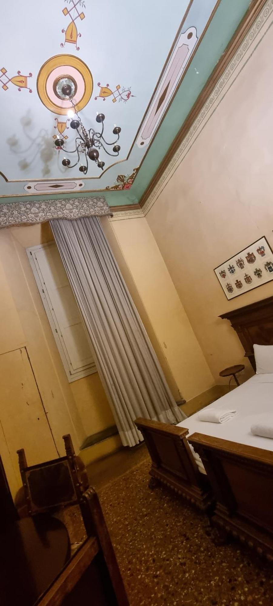 Palazzo Bargellini Panzacchi Apartment *