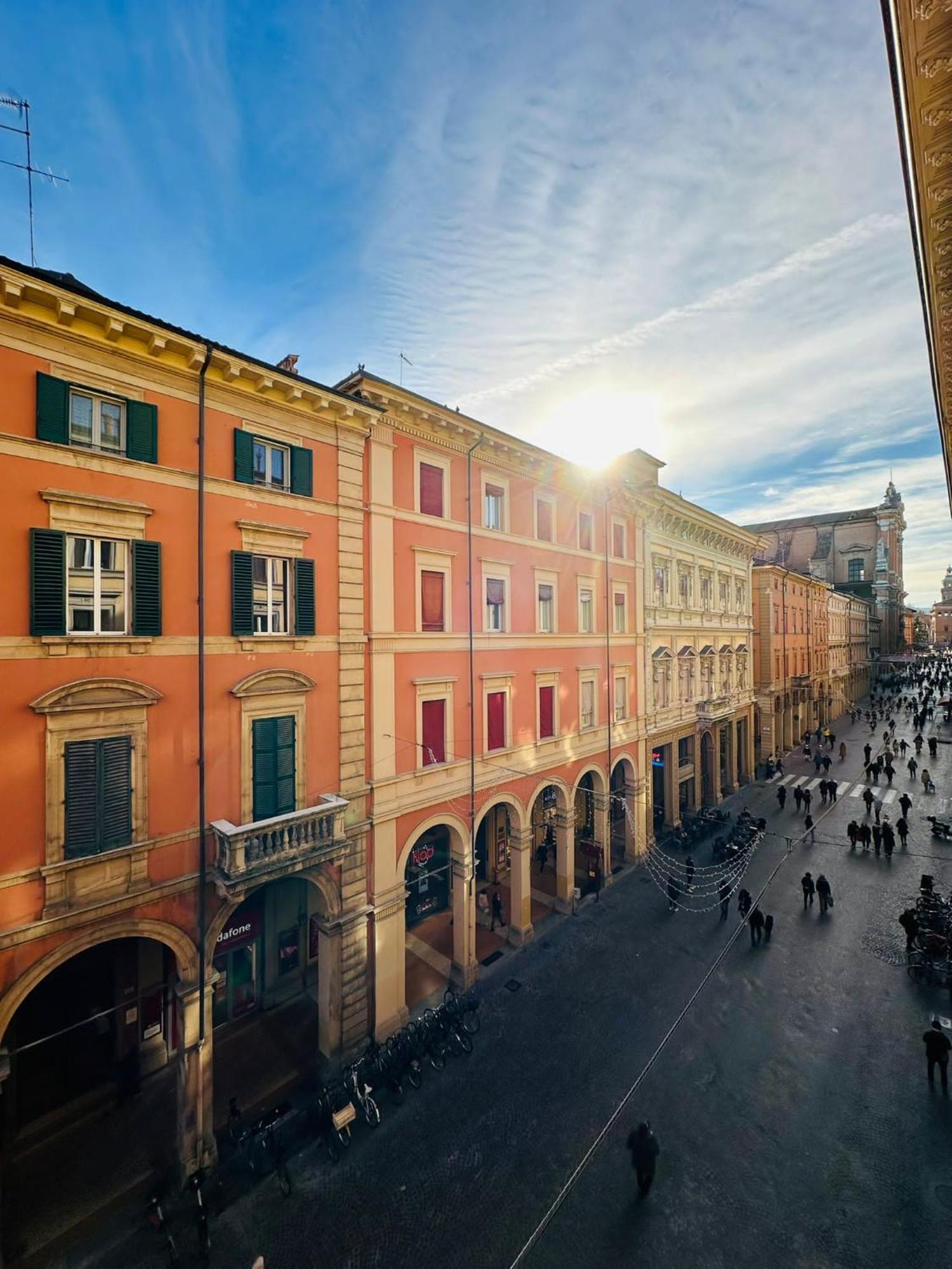 Whouse Indipendenza Bologna
