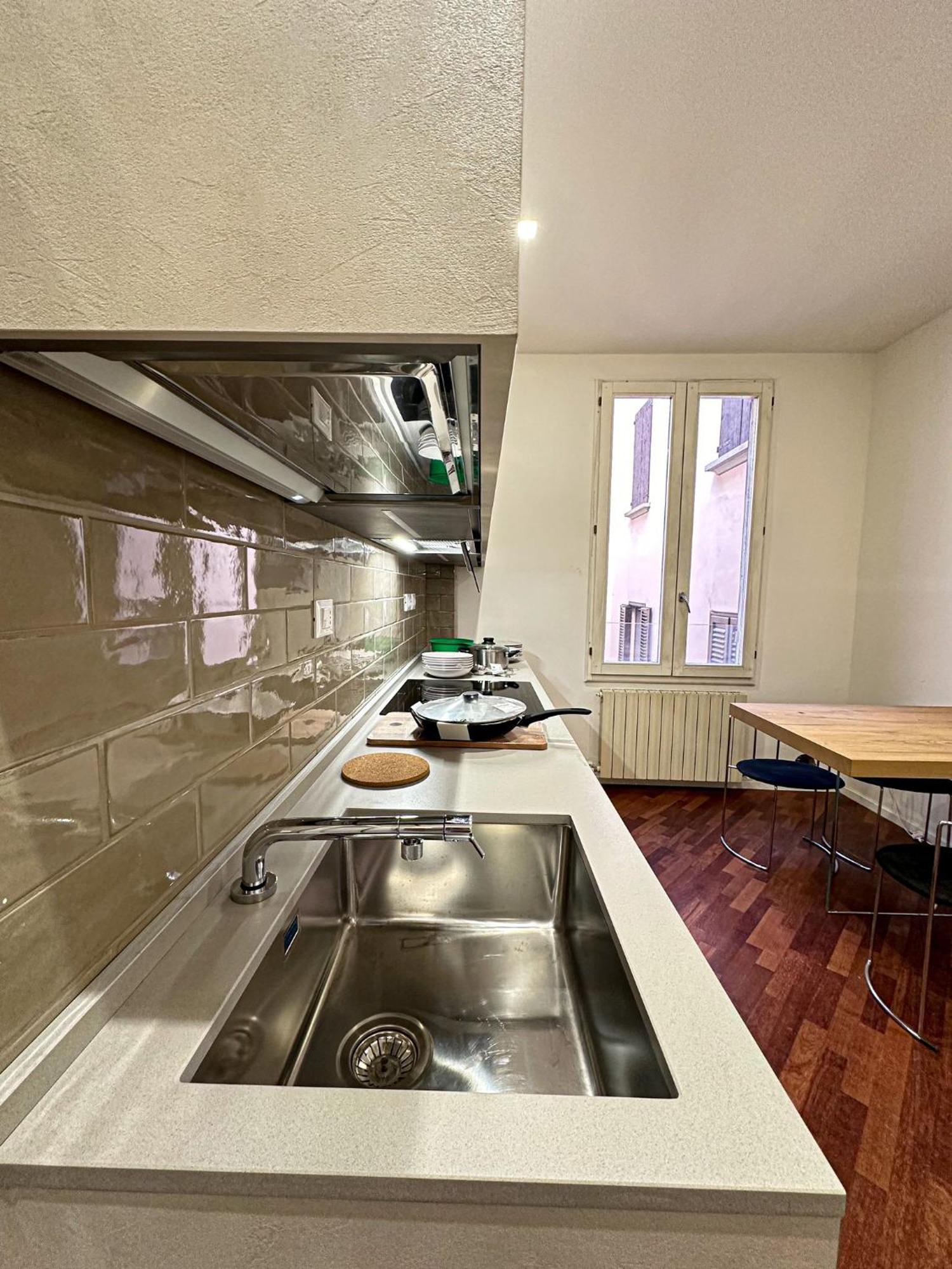 Whouse Large Indipendenza Bologna