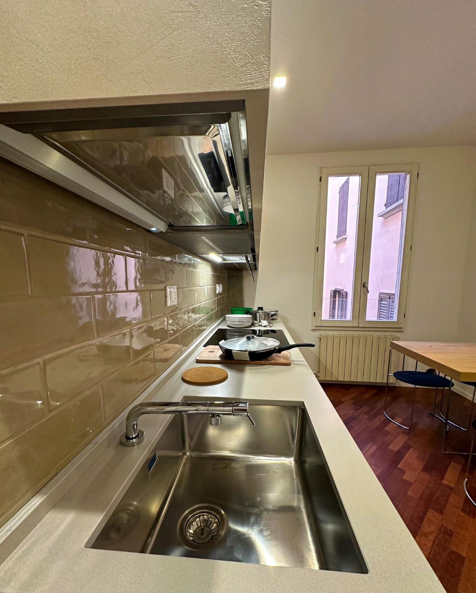 Appartamento Whouse Large Indipendenza *