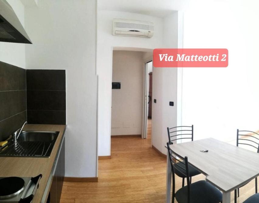 Via Matteotti & Via Carracci Apartment Bologna