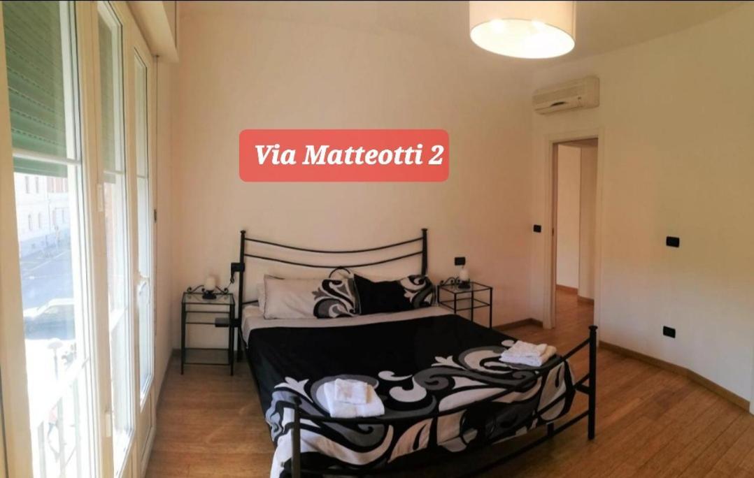 Via Matteotti & Via Carracci Apartment
