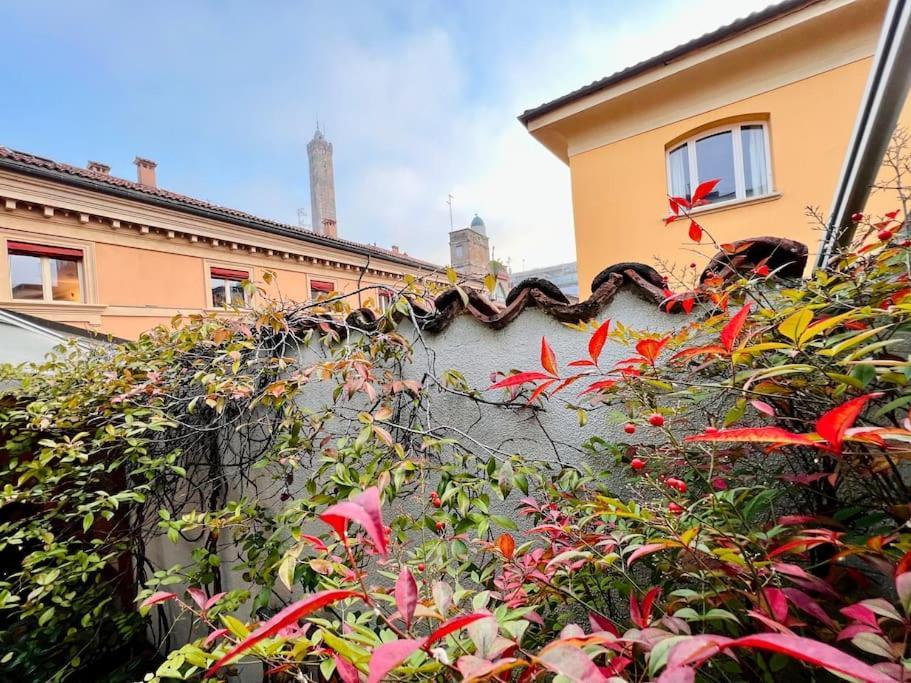 House Of Angels - In The Heart Of Bologna