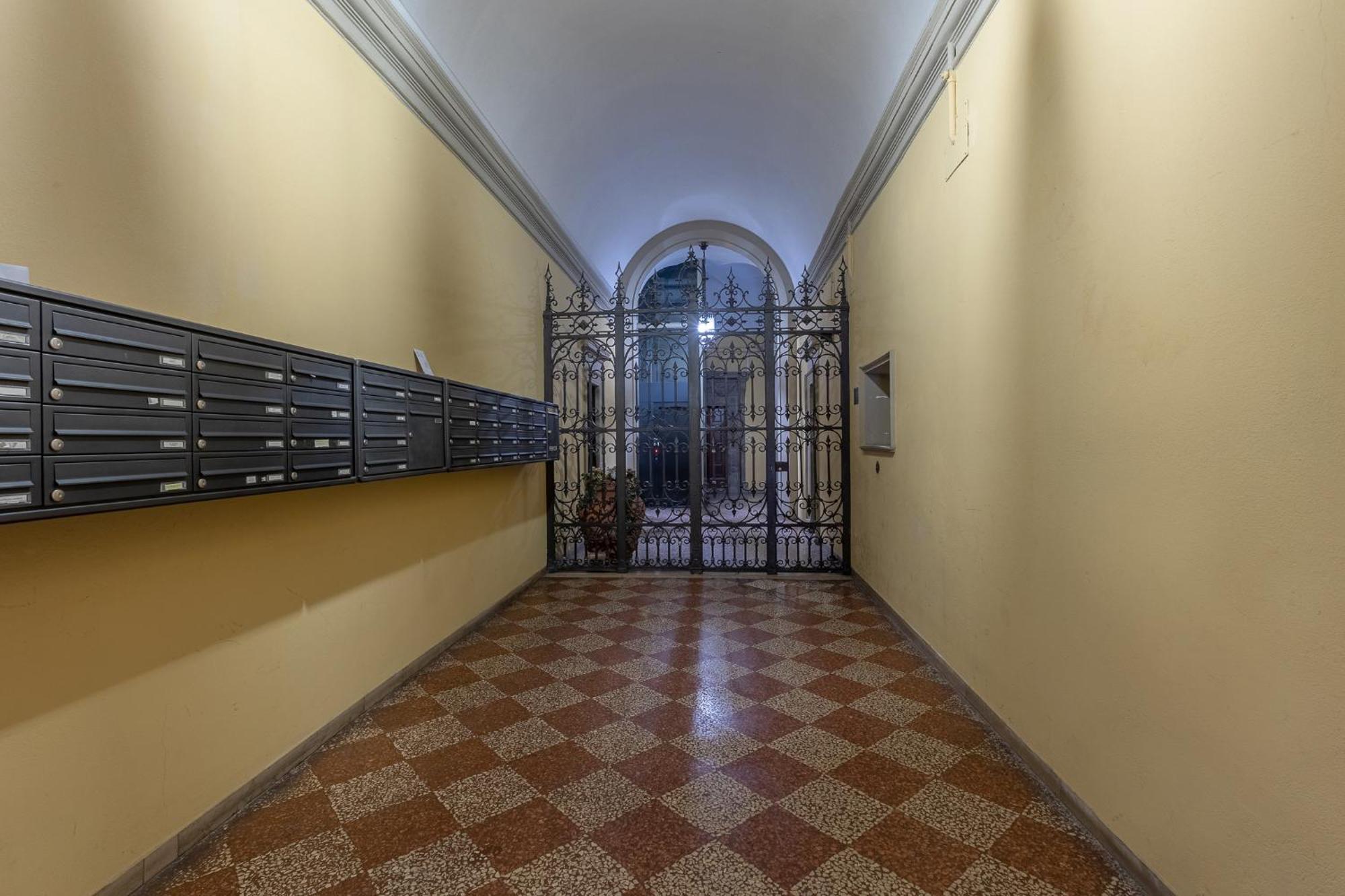 Apartment Heart Of Bologna: Center Living Bologna