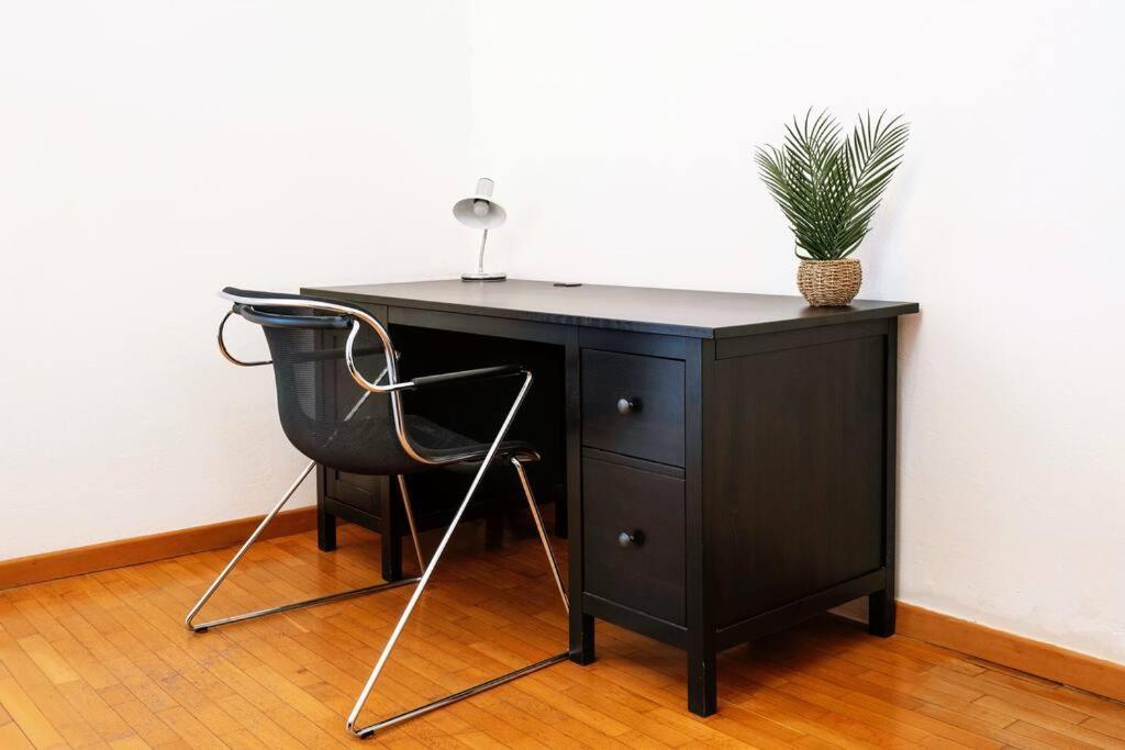 The Attico Chic Urban Free Parking Apartment