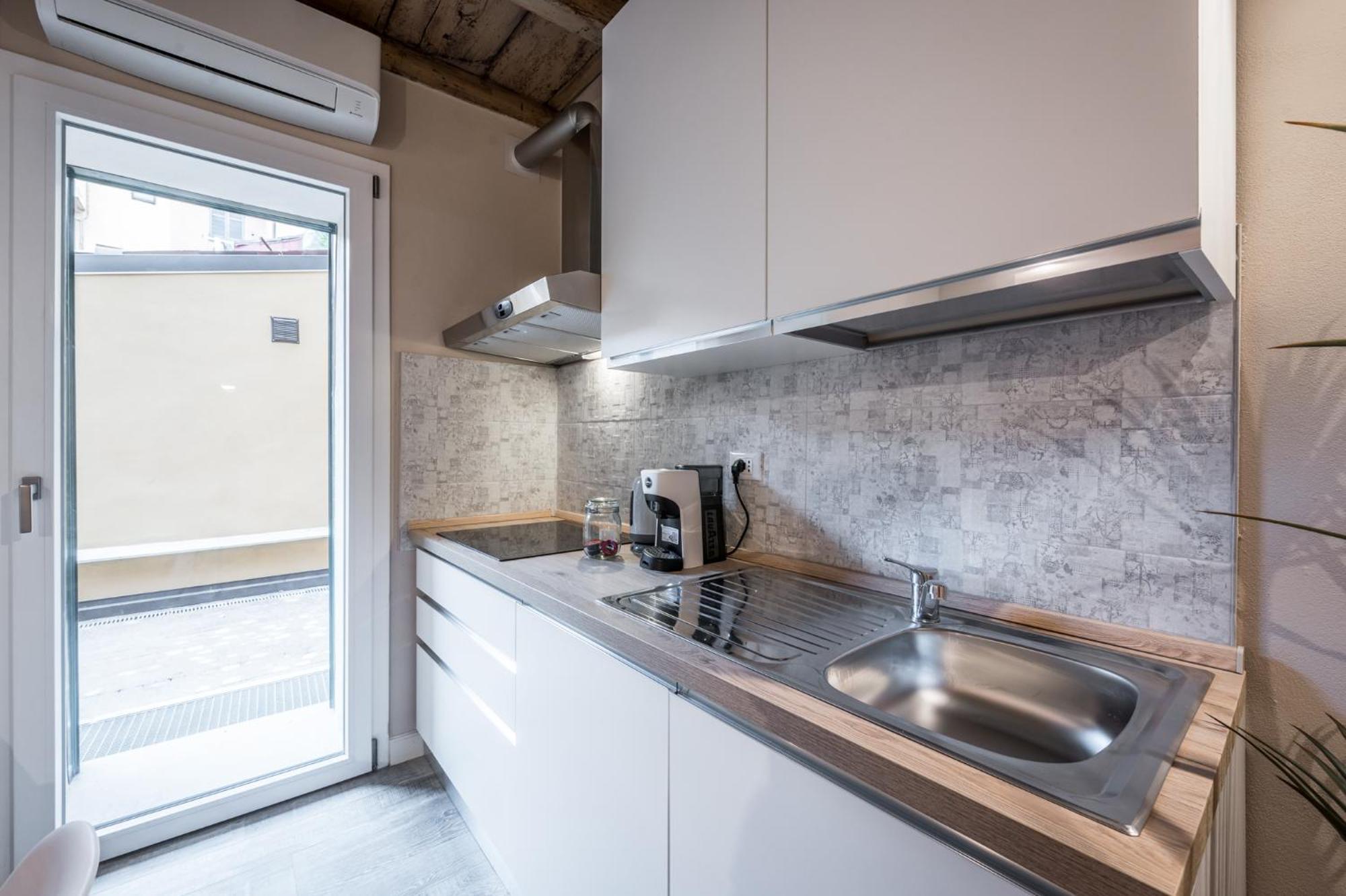 Broccaindosso Wood 5* Apartment Bologna