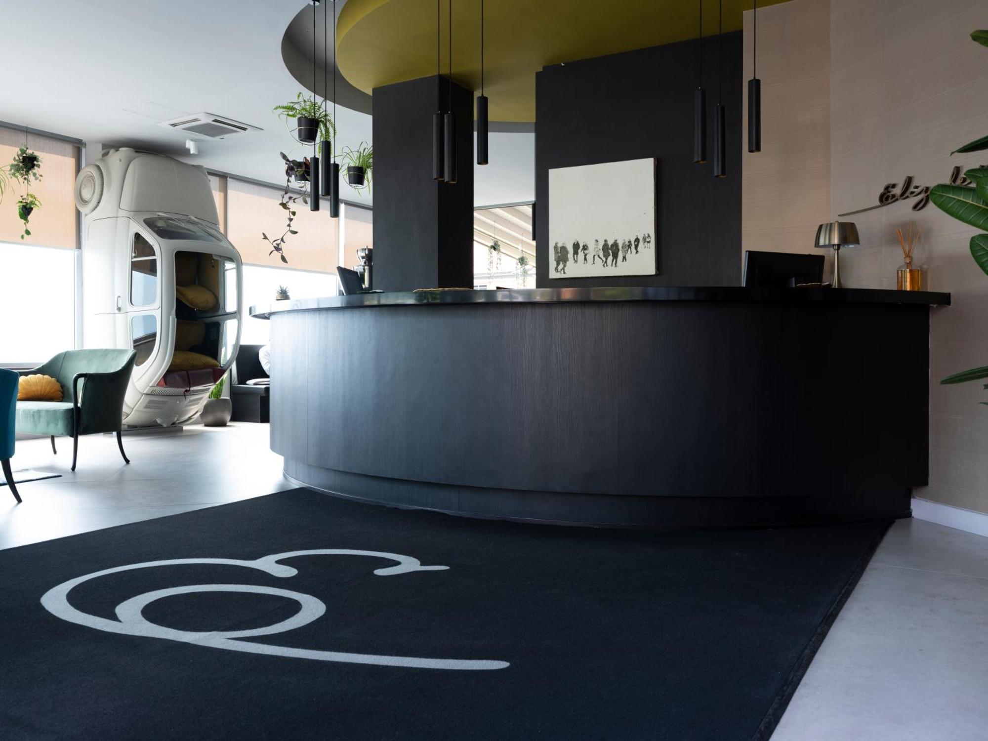 Elizabeth Lifestyle Bologna