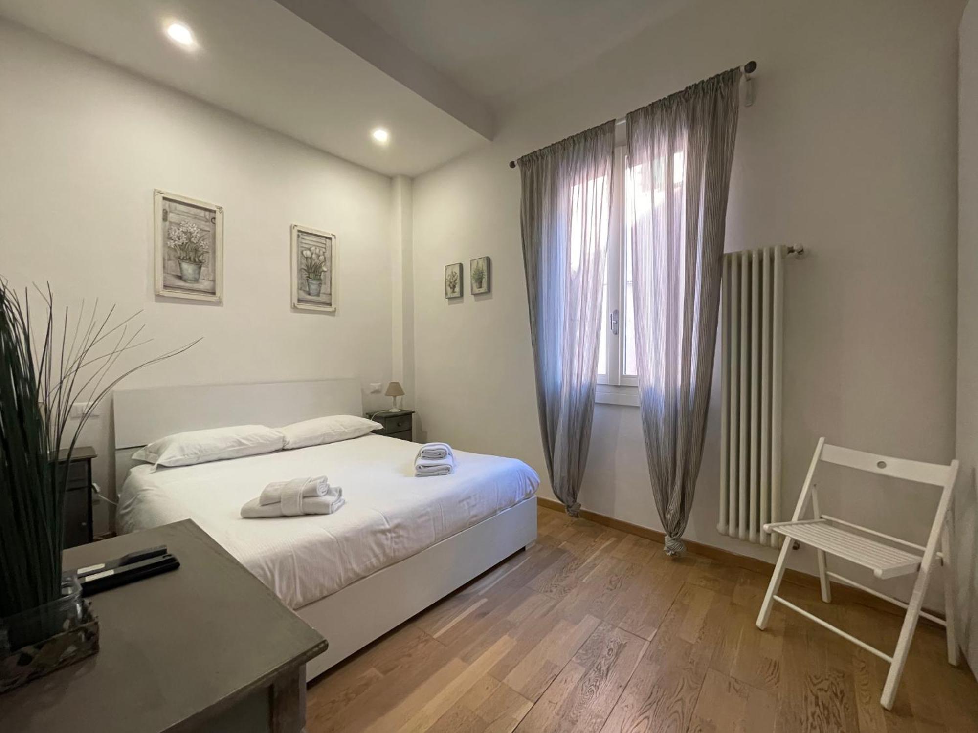 Sweet Apartment *