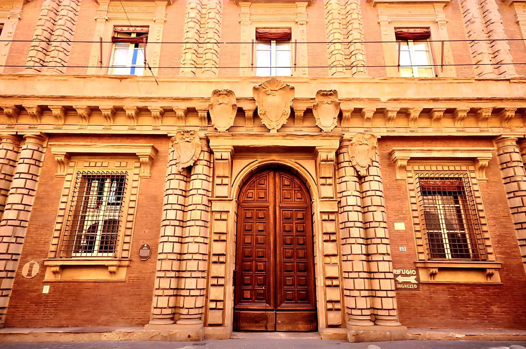 Apartamento Fantuzzi Palace Bolonha