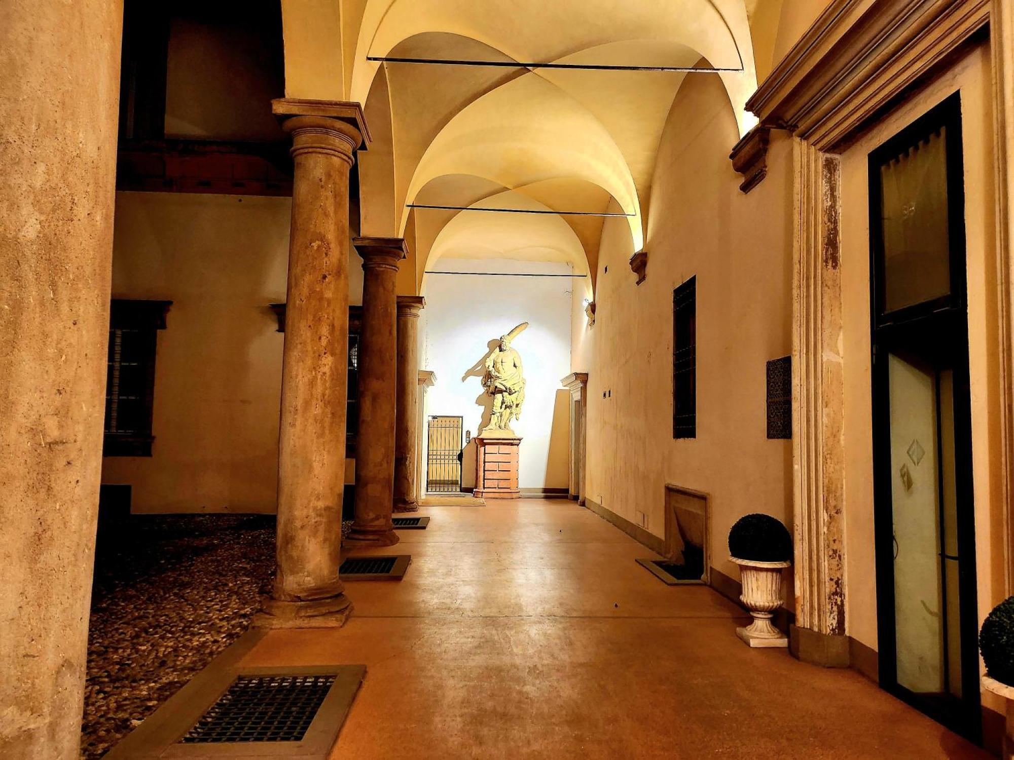 Fantuzzi Palace *