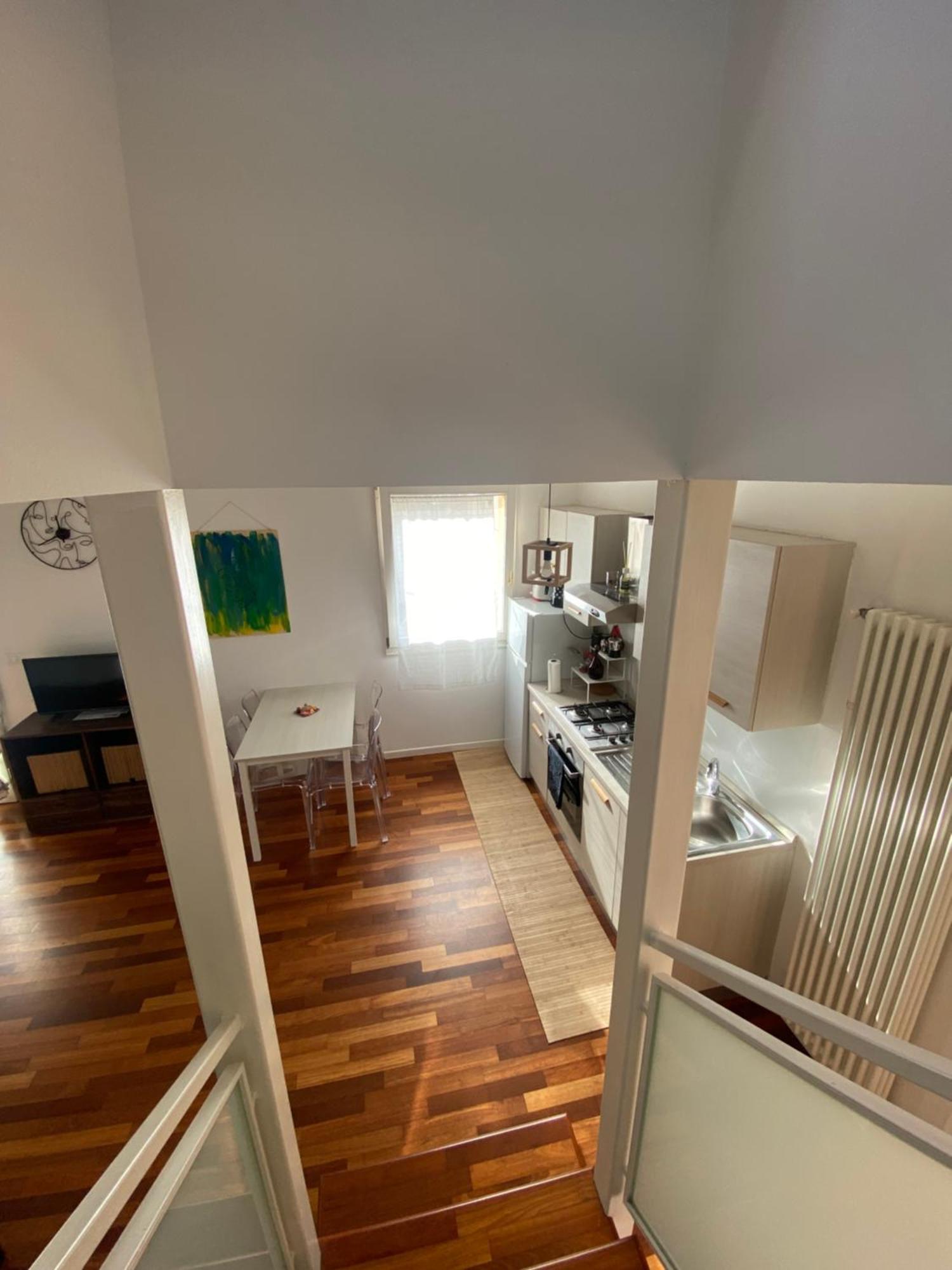La Casa Di Giulia, Spazioso Loft Su Due Livelli A 10 Minuti Di Macchina Dal Centro *