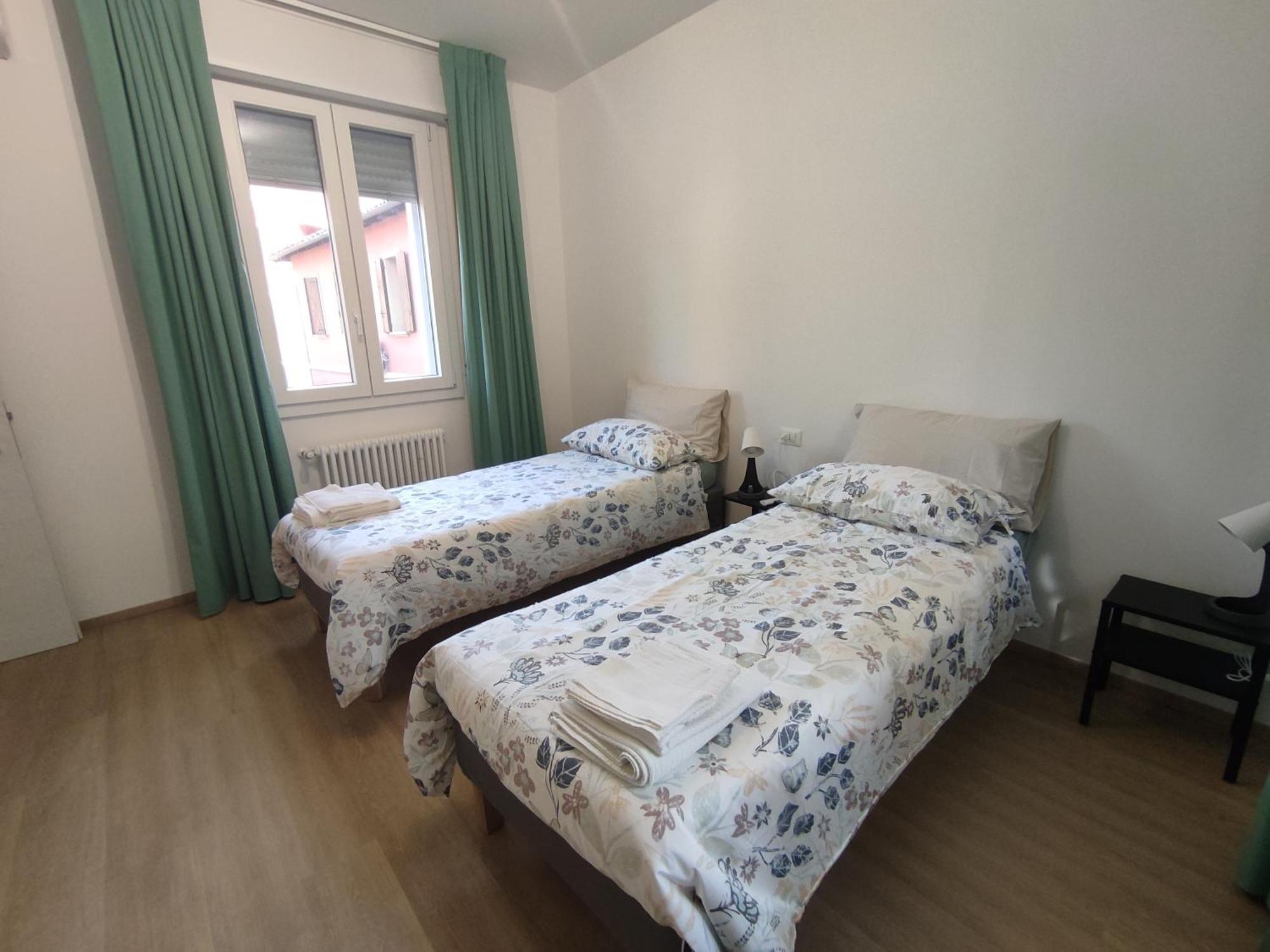 Appartamento Grigio Perla Residenza, Casa Indipendente Con Parcheggio Privato E Giardino *