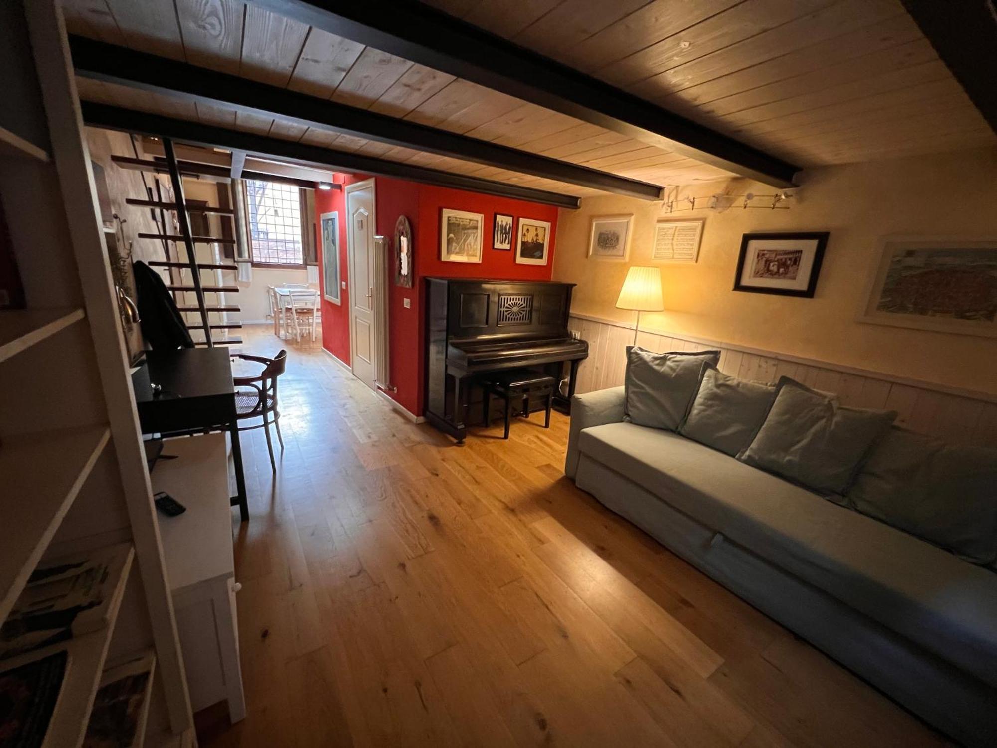 Apartment The Pianist S House In The Heart Of