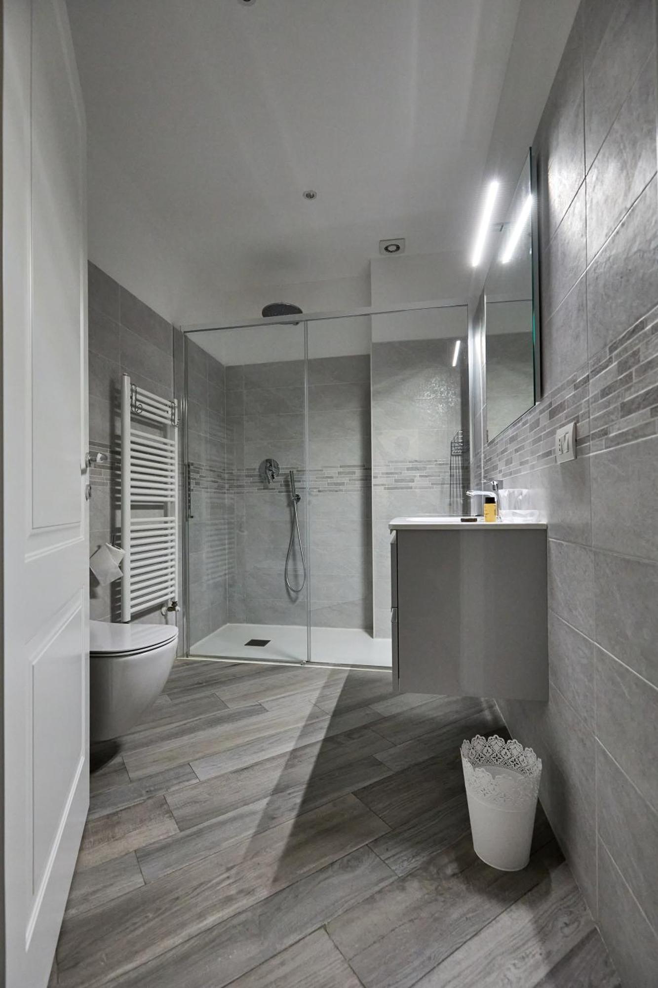 Apartment La Torre Lunga -smart Working- 150 M Dalle-from Due Torri-two Towers Bologna