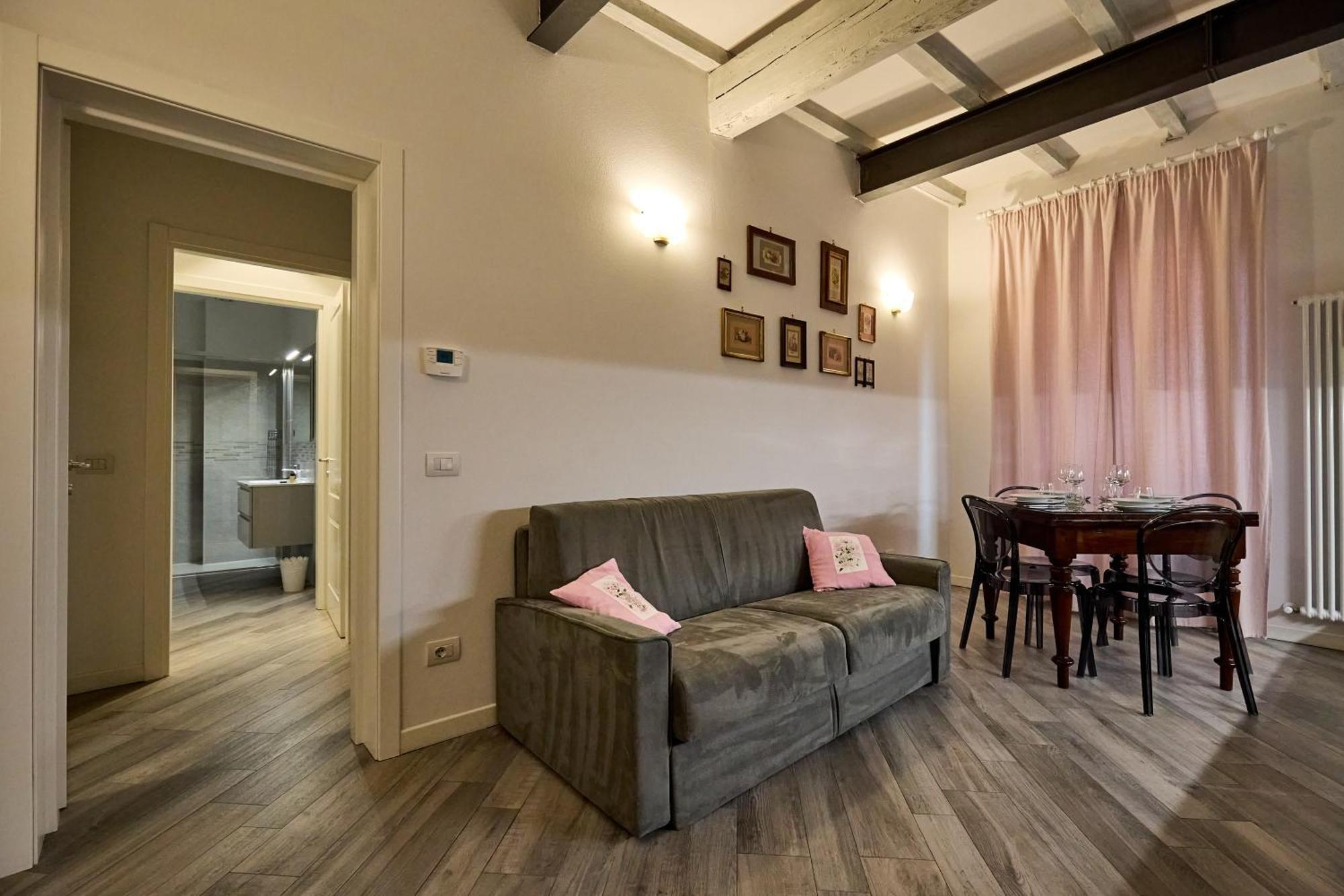 La Torre Lunga -smart Working- 150 M Dalle-from Due Torri-two Towers Apartment Bologna