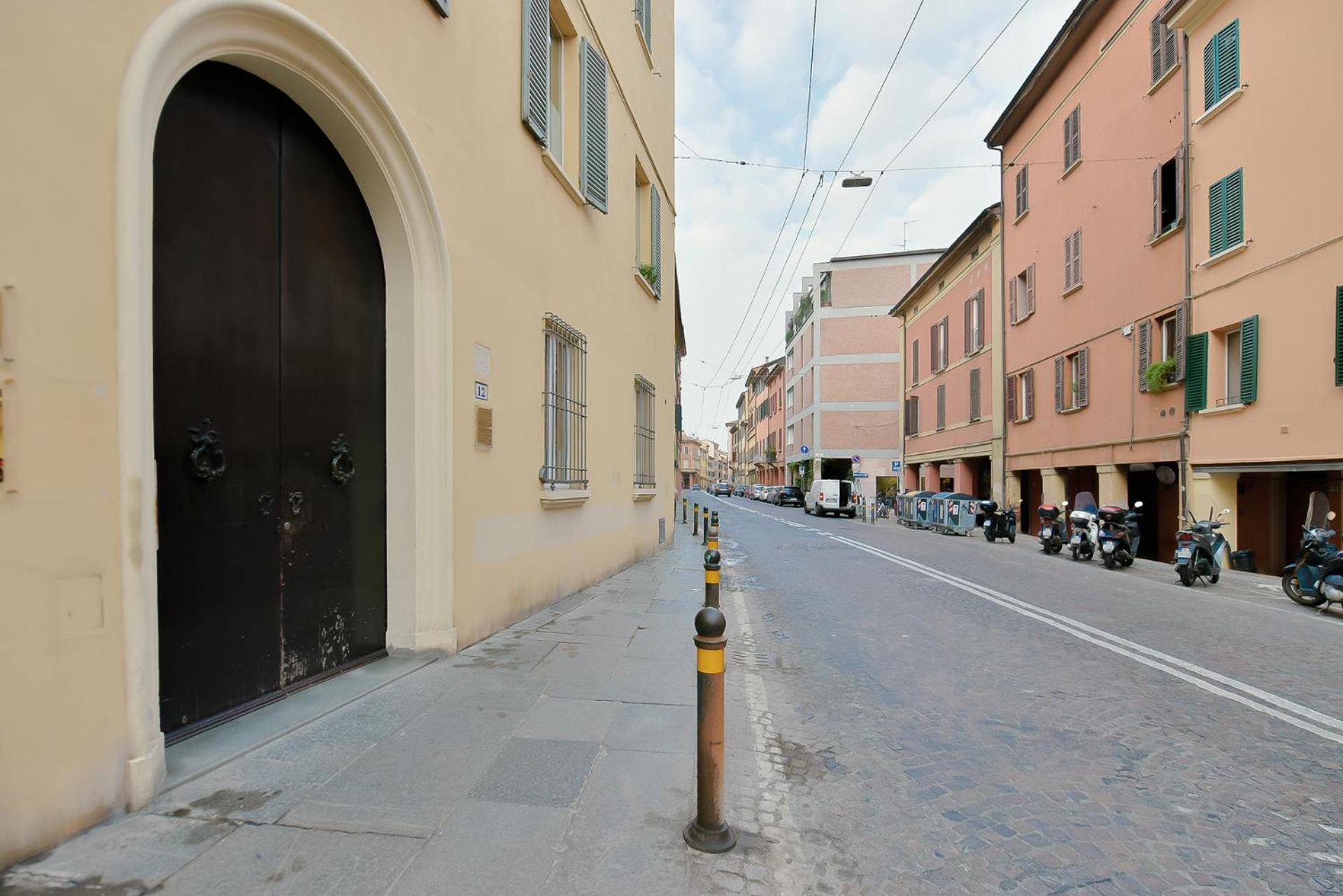 Mono Saragozza Bologna