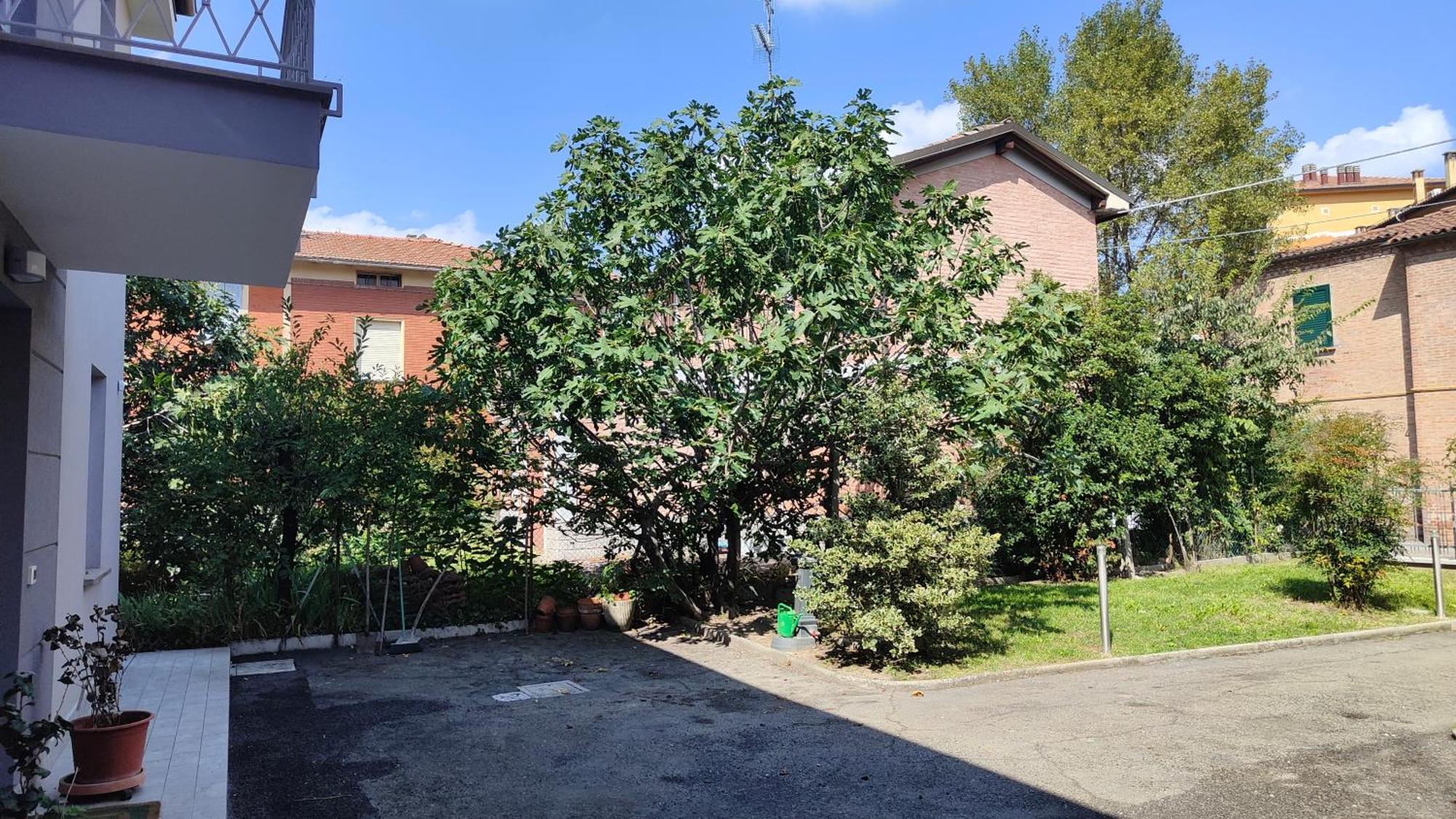 Appartamento Grigio Perla Residenza, Casa Indipendente Con Parcheggio Privato E Giardino Bologna