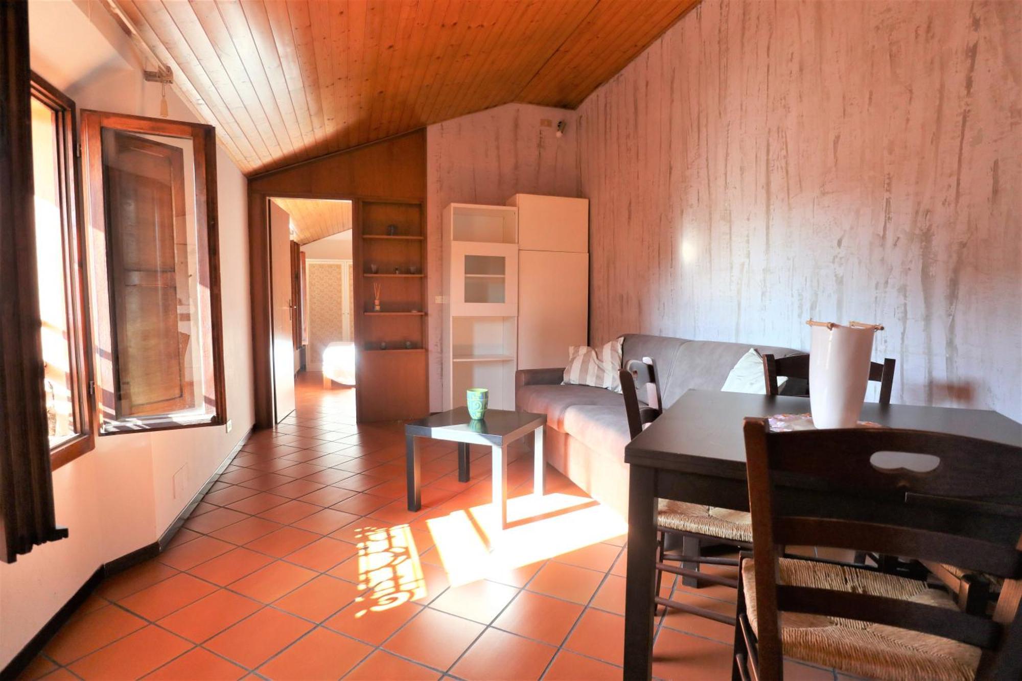 Lovely Central Apartment