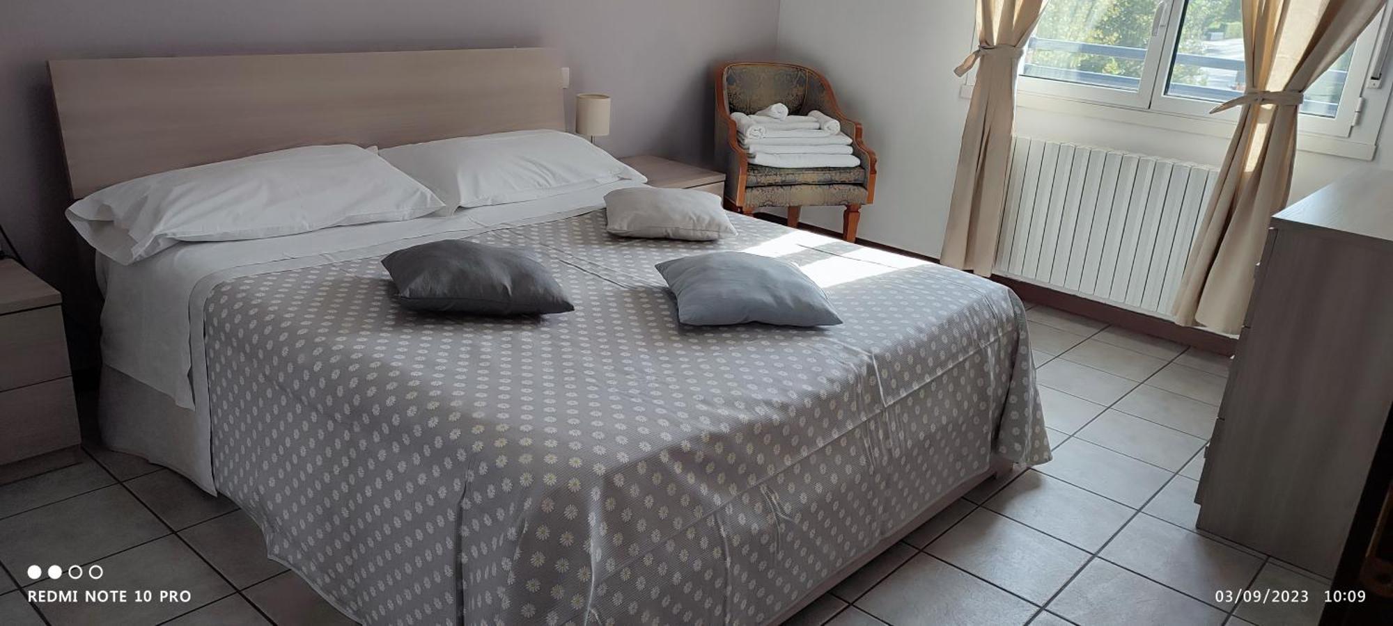 Parri 33 Fiera 4+1 Guest Parking On Demand *