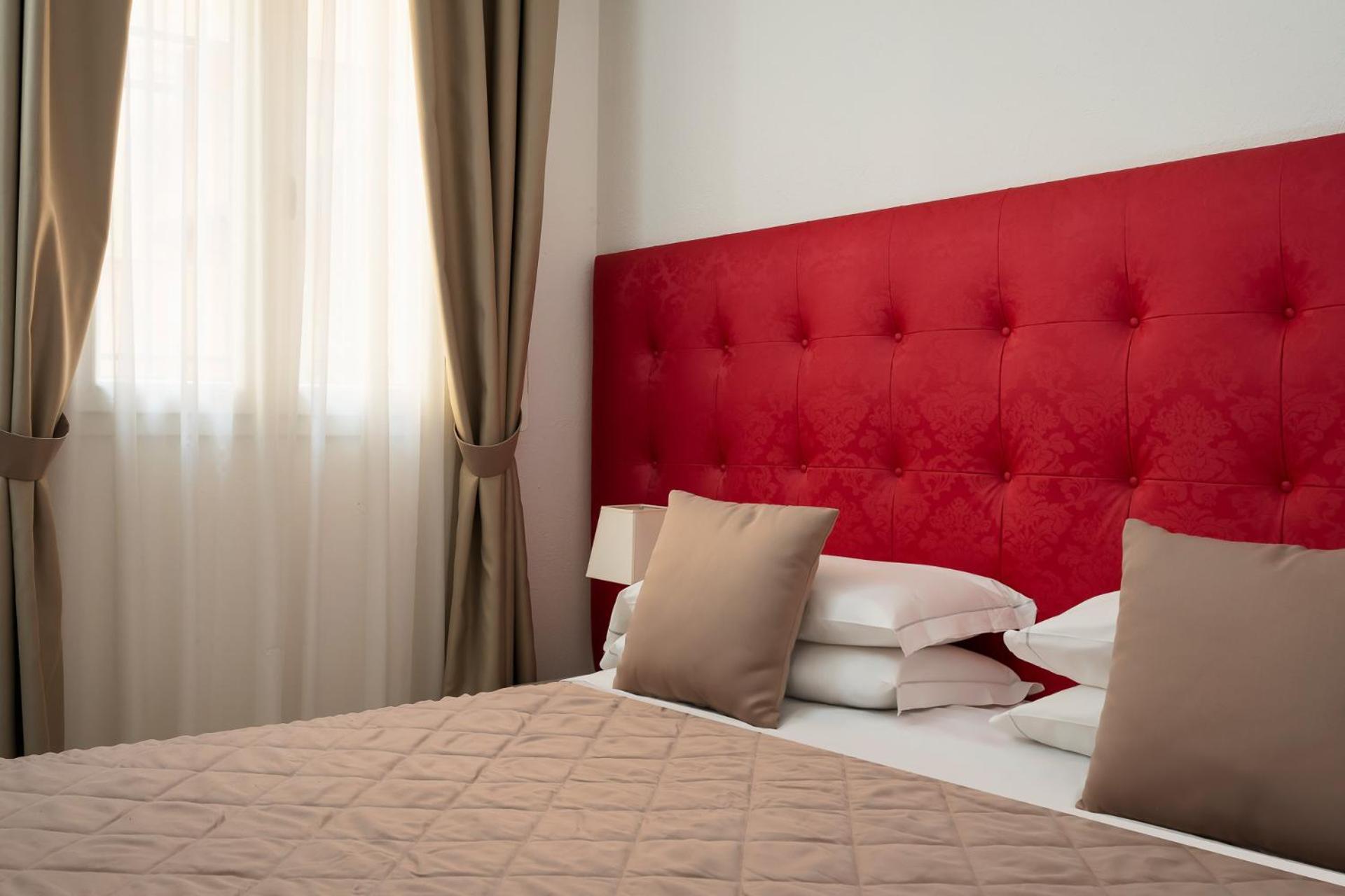 Rossini 1936 Hotel Bologna