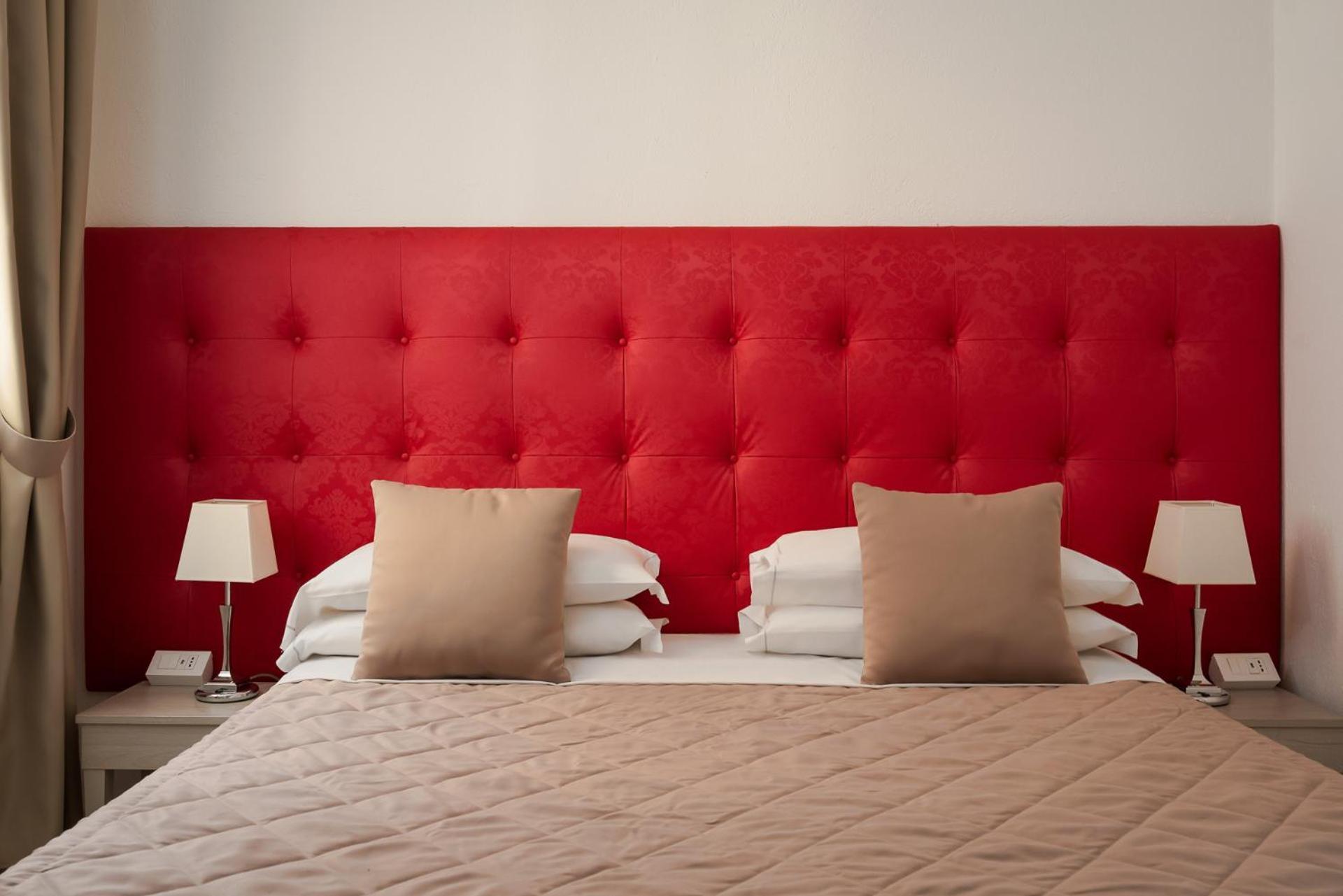 Rossini 1936 - Small&charming 4* Bologna