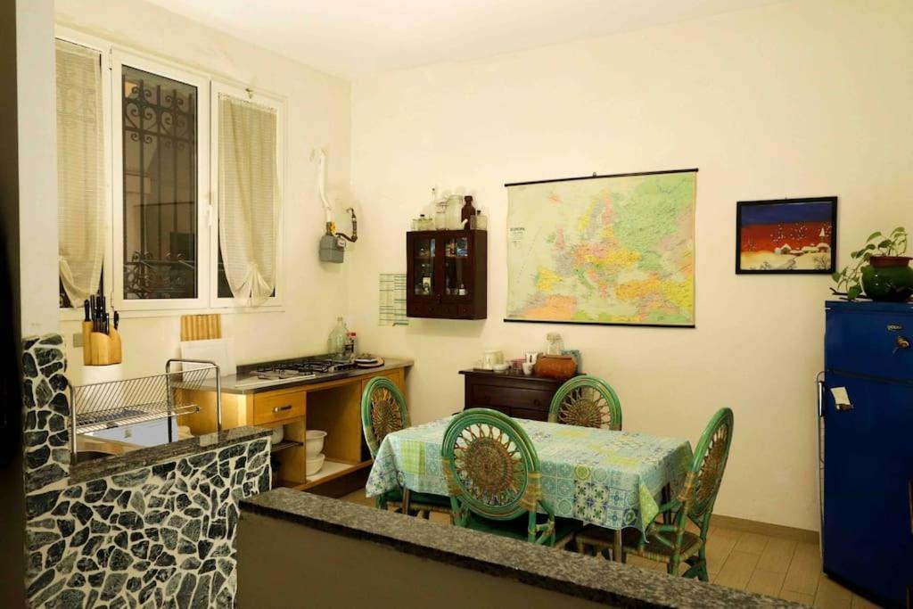Lovely Flat, Ground Floor Centre Of Bologna! :) Apartamento Bolonha