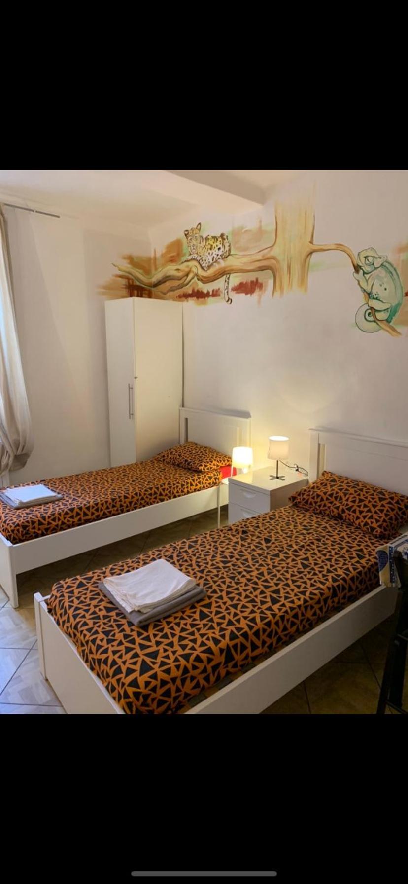 Backpackers House *