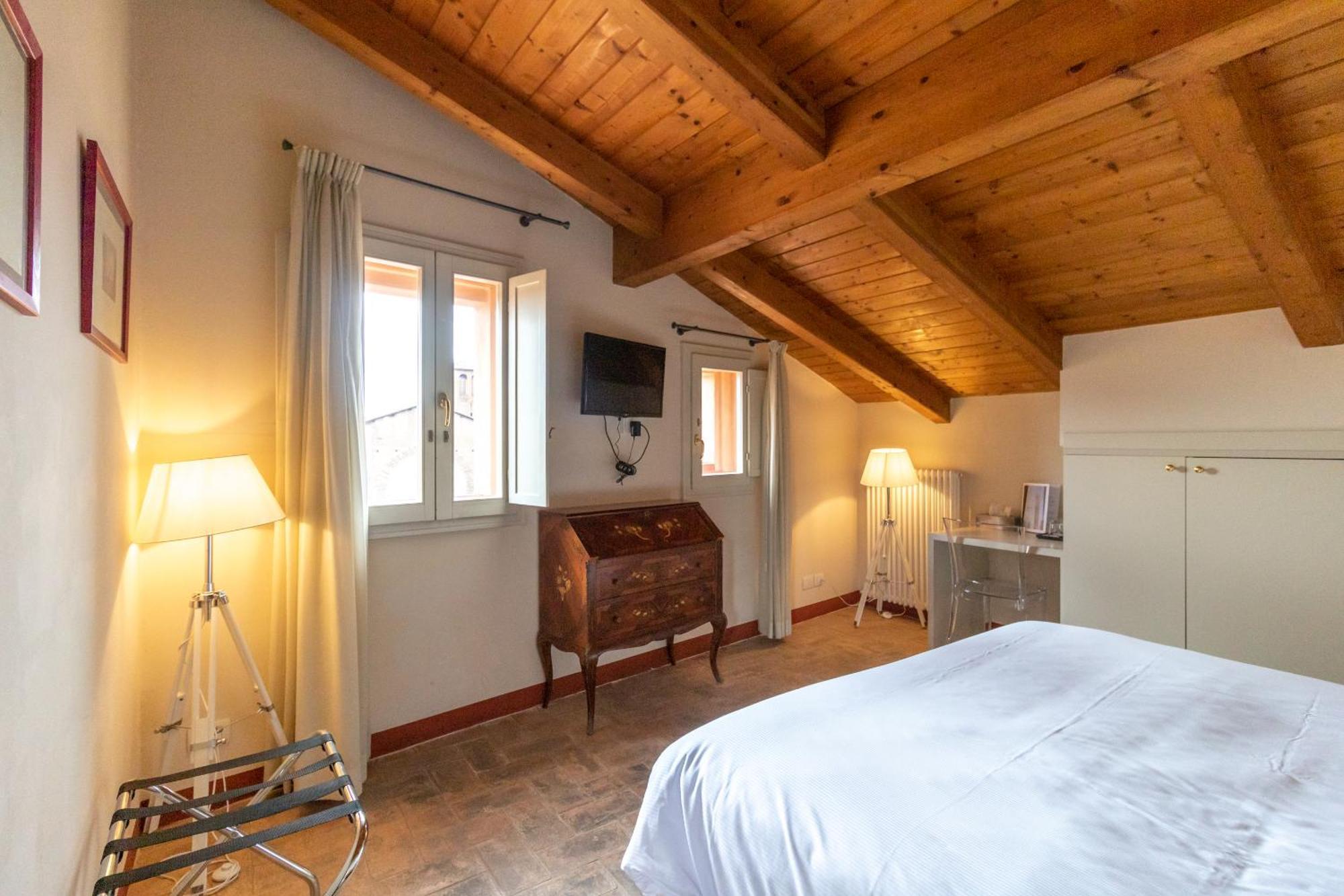 Bed & Breakfast Casa Isolani Charms Santo Stefano
