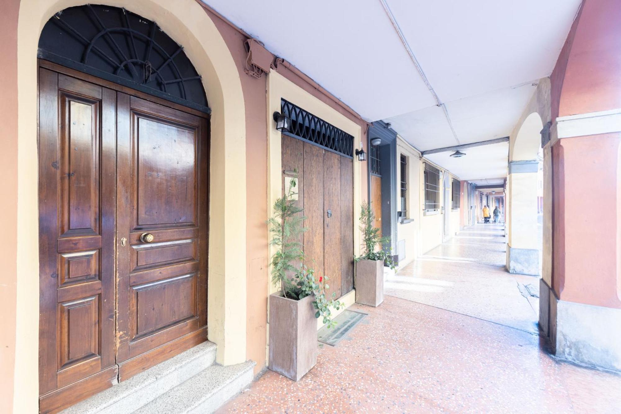 Apartment Beautiful Penthouse In Center With Balcony Bologna