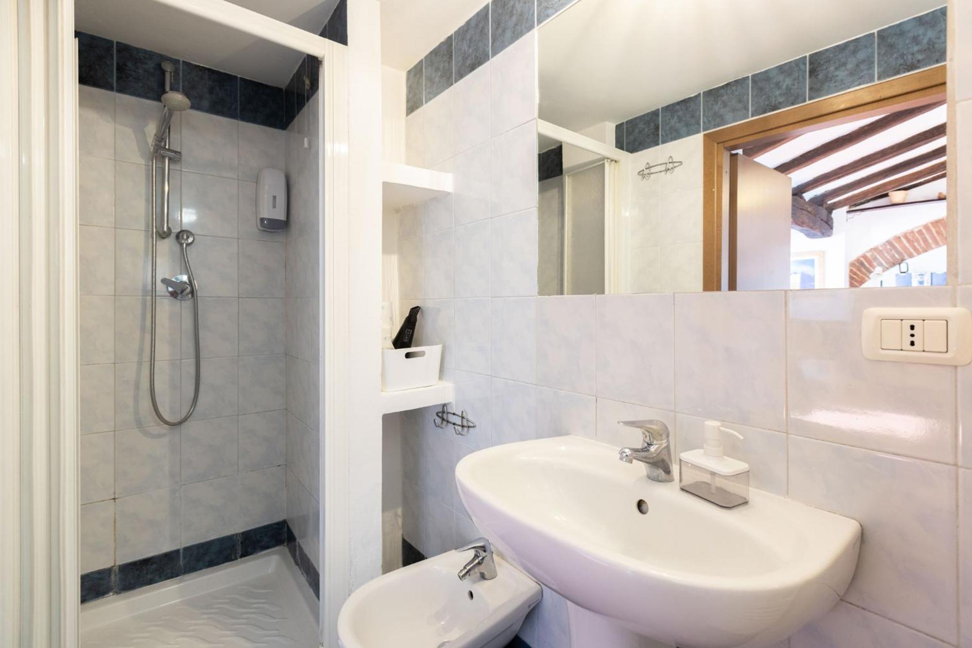 Beautiful Penthouse In Center With Balcony * Bologna