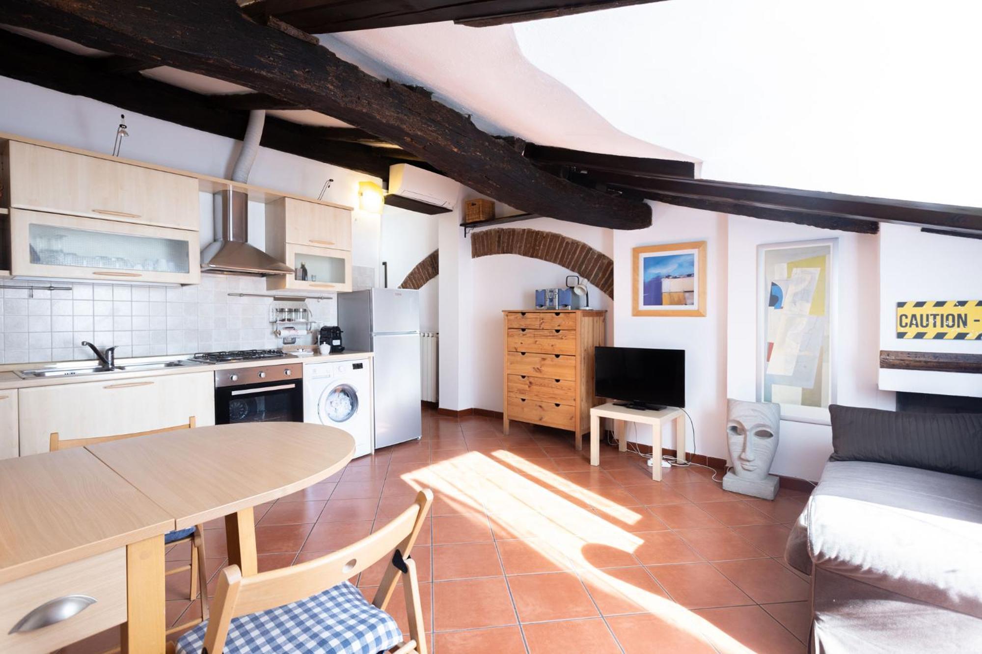 Beautiful Penthouse In Center With Balcony Apartment Bologna